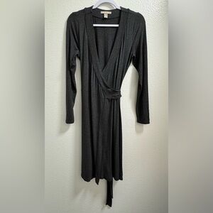 Banana Republic Tie Wrap Dress V-Neck Long Sleeve Stretch Gray Womens